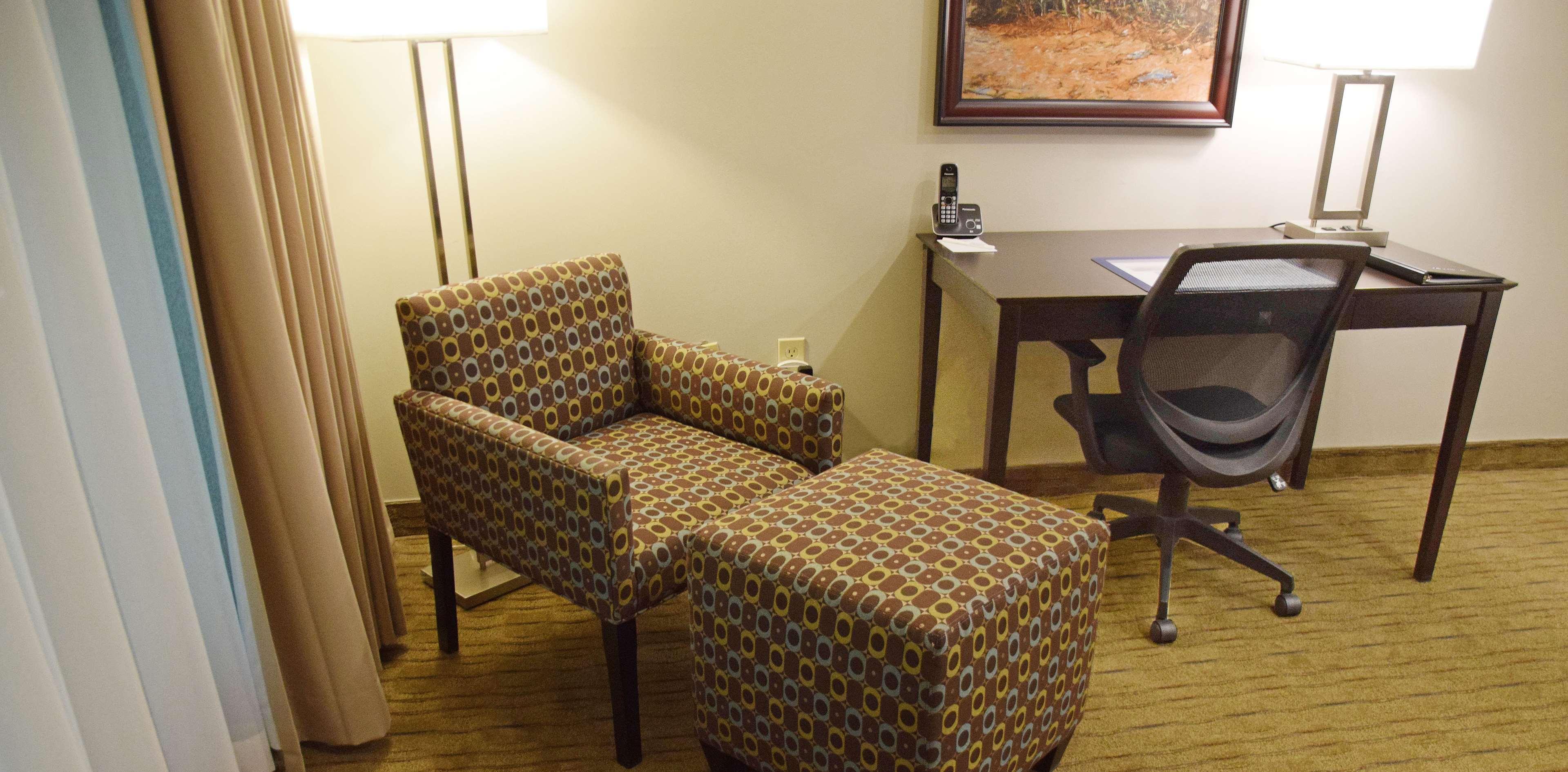 Best Western Pembroke Inn & Conference Centre Экстерьер фото