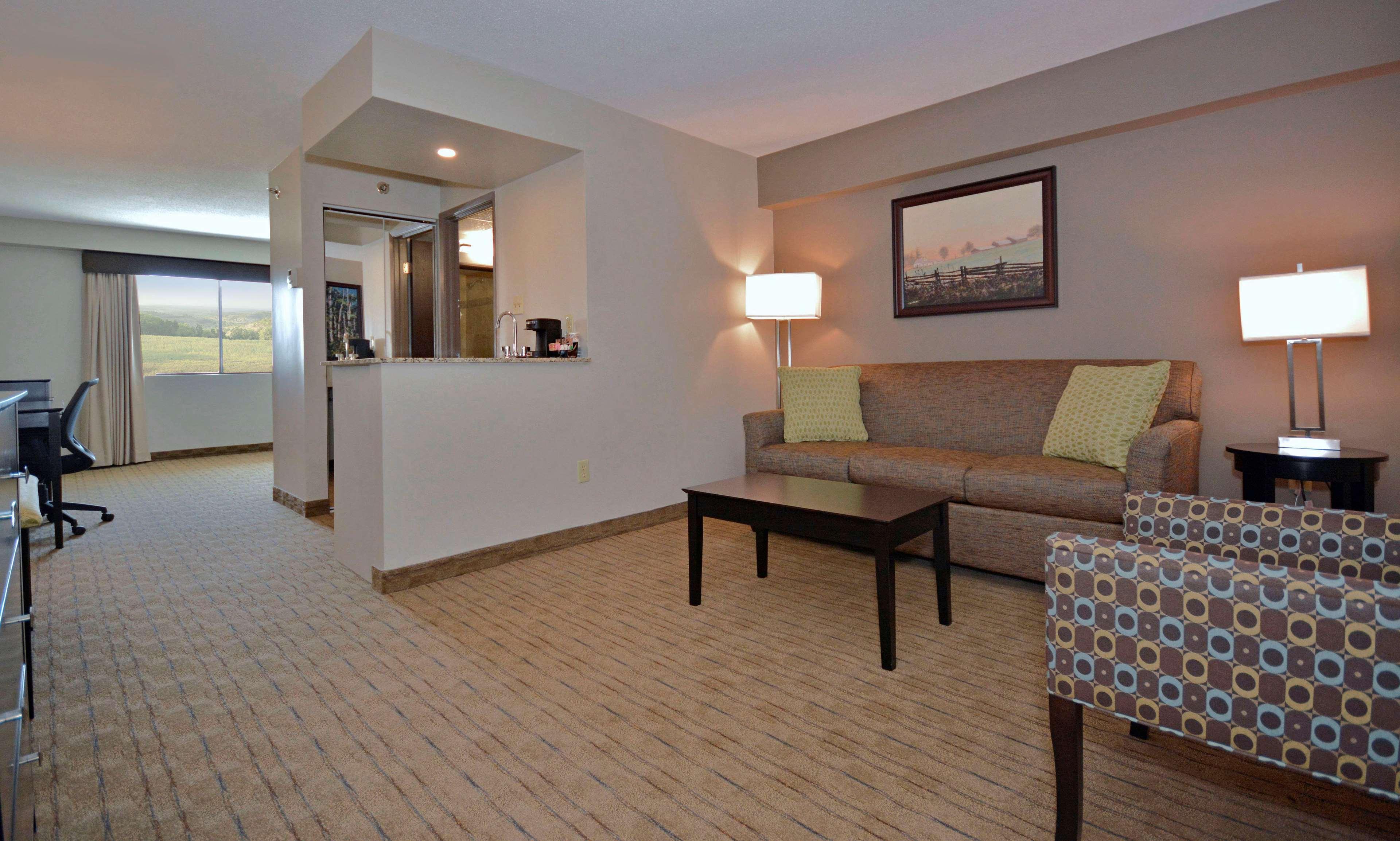 Best Western Pembroke Inn & Conference Centre Экстерьер фото