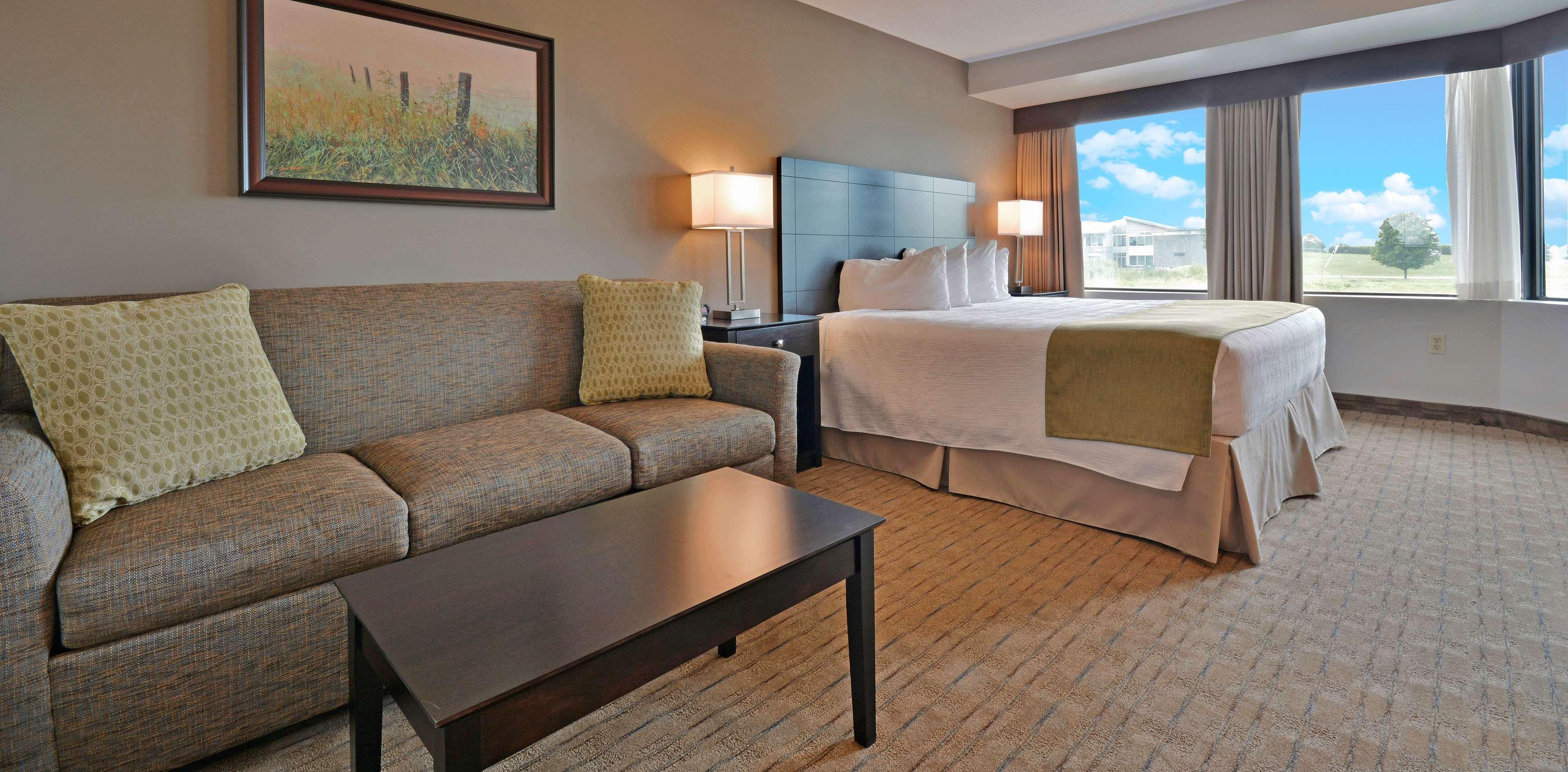 Best Western Pembroke Inn & Conference Centre Экстерьер фото