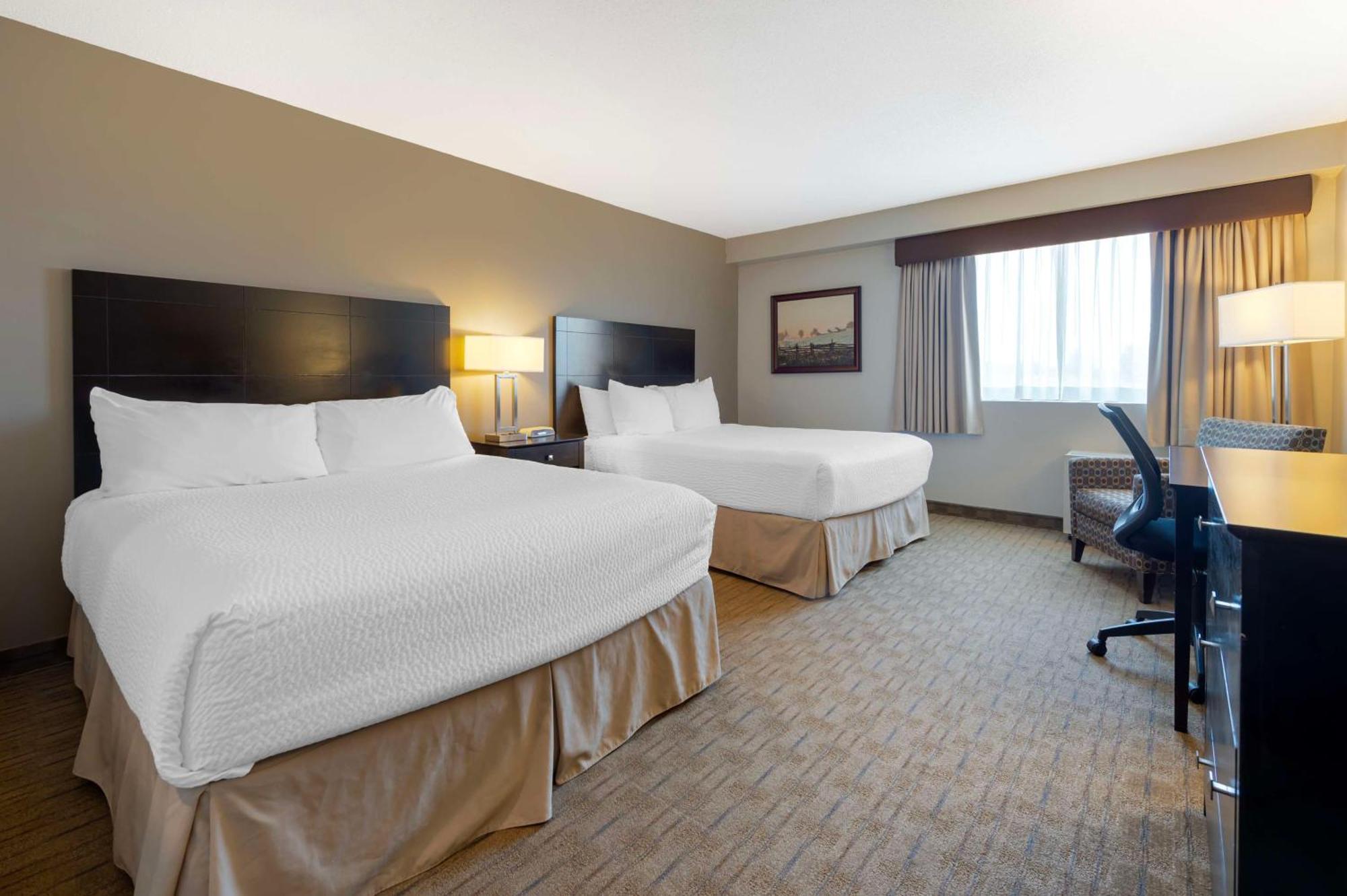 Best Western Pembroke Inn & Conference Centre Экстерьер фото