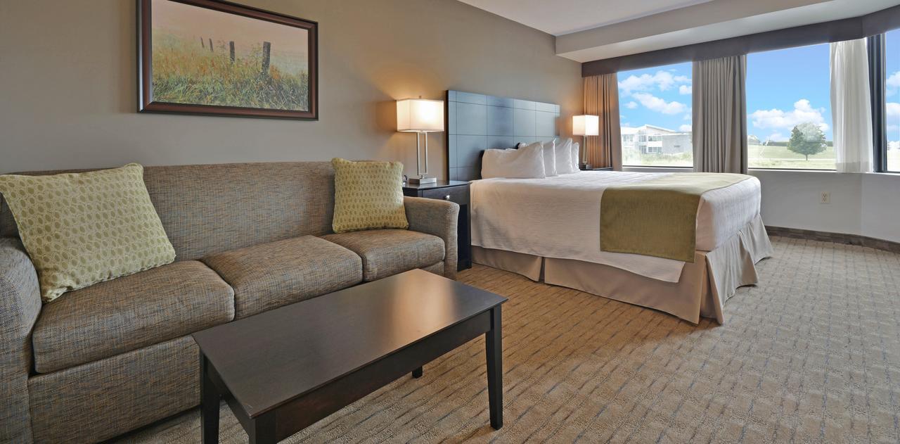 Best Western Pembroke Inn & Conference Centre Экстерьер фото